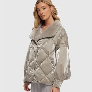 GORSKI Silver Quilted Jacket with Fur Collar